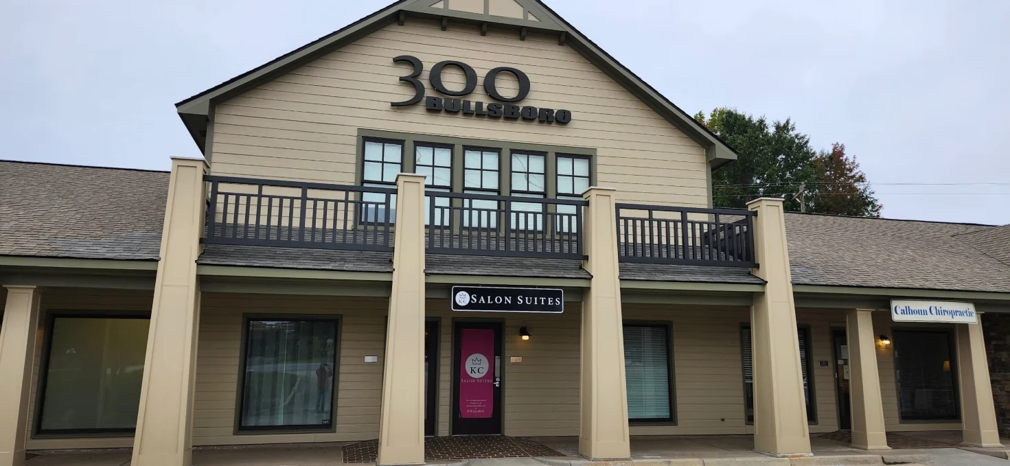 Commercial exterior facelift finished - view 3