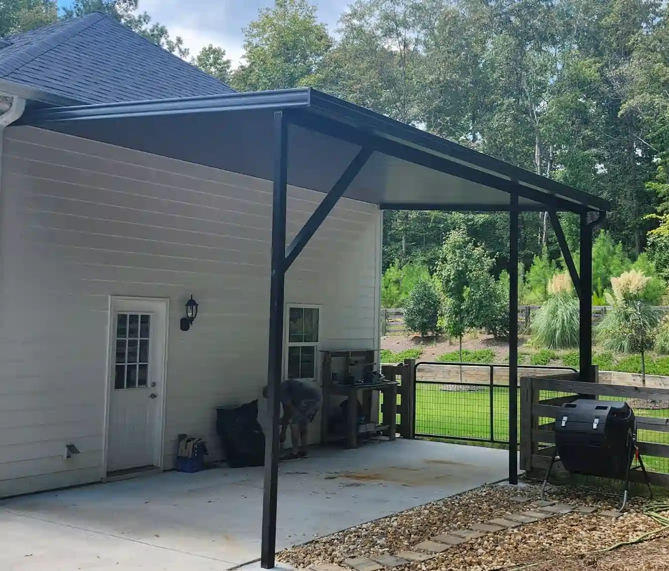 Aluminum awning system installation